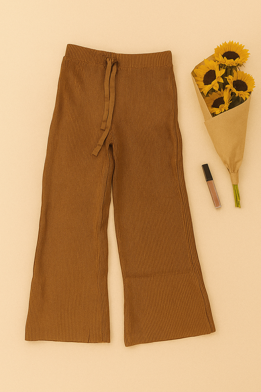 The Spice Ribbed Pocket Pant